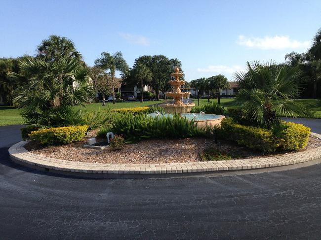 River Club condos grounds