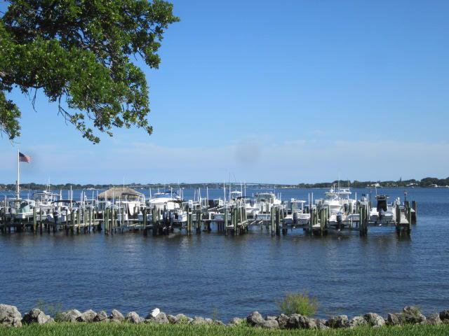 Docks