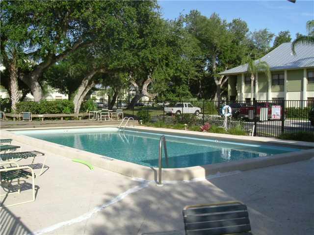 Seascape Condos Pool